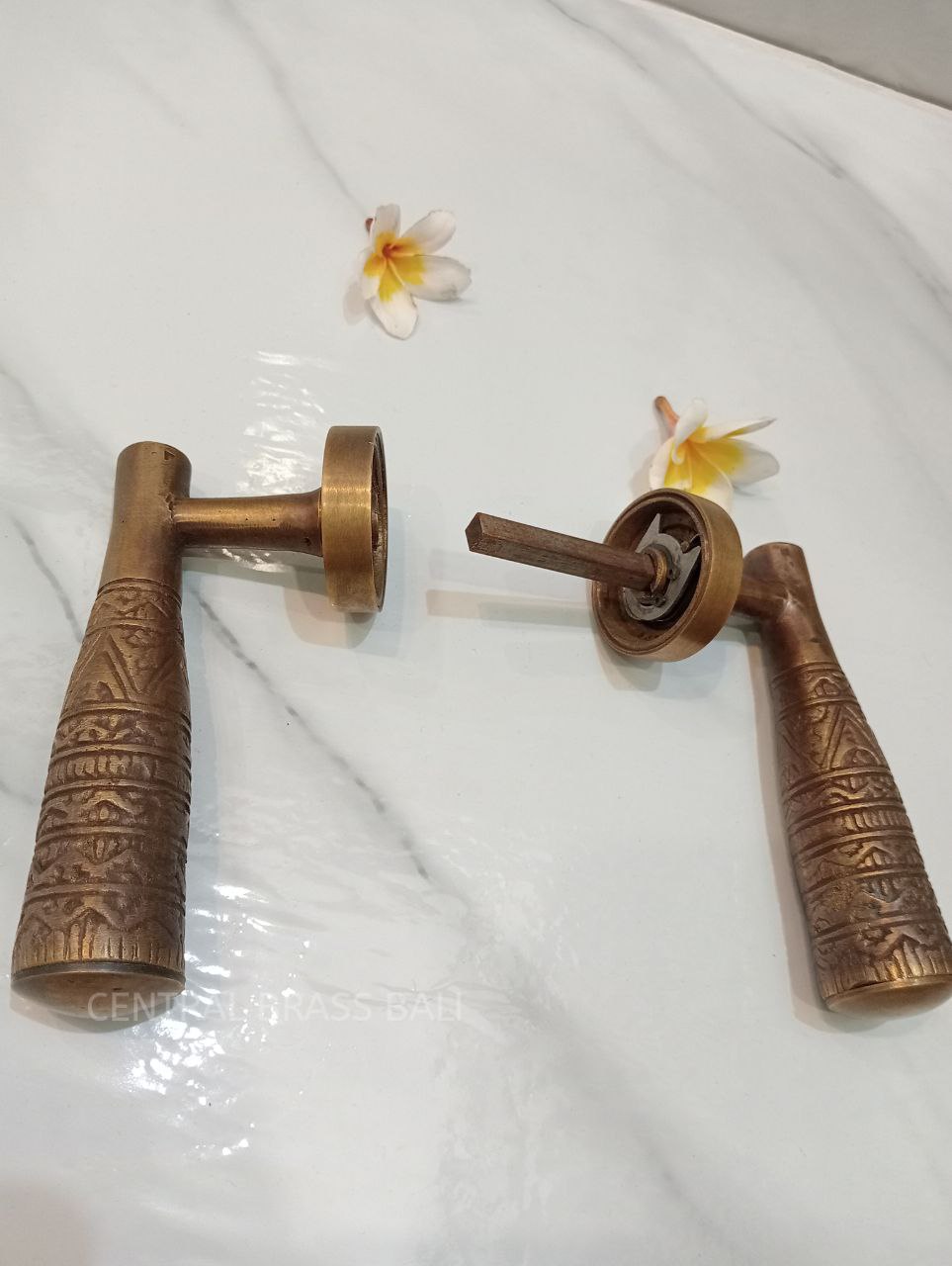 2x pcs Crank egypt carved vintage antique brass door handle | brass door pull, brass door handle, unique door handle, vintage door handle