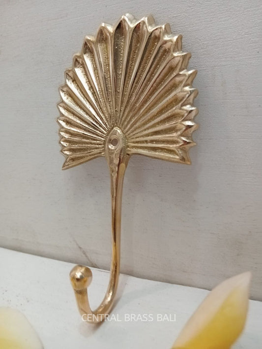 3pcs Medium Leaf Brass Hooks