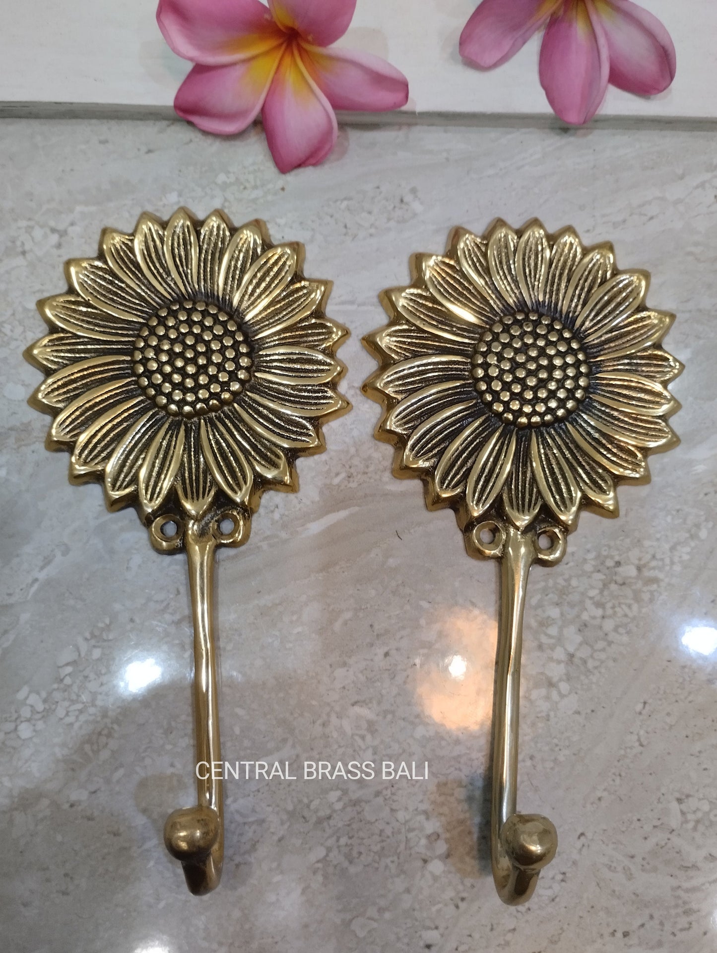 Vintage Brass Sunflower Wall Hook, Handcrafted Coat/Towel Hook, 6.49" (Set of 2)