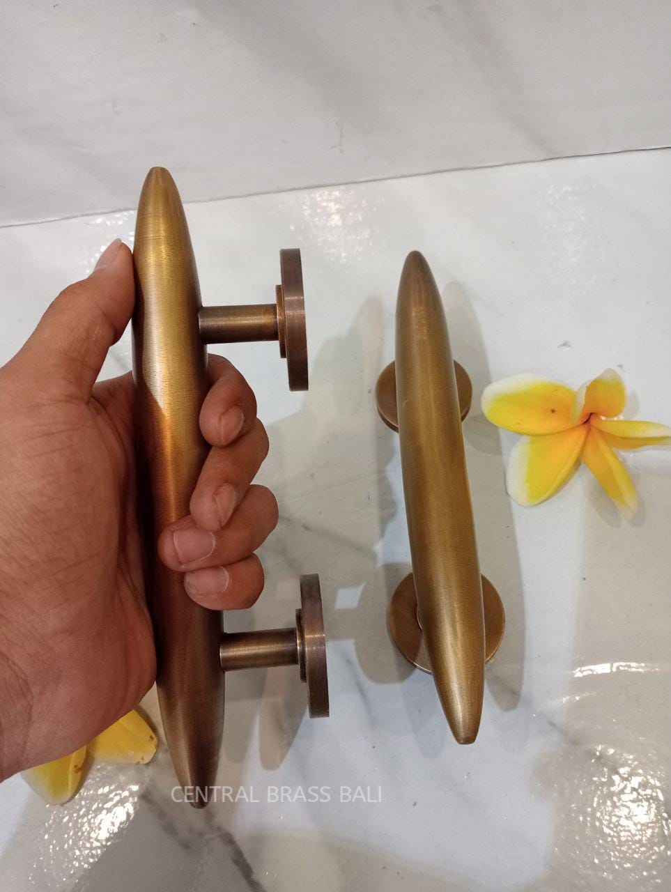 2pcs Art Deco Solid Brass Tapered Horns Door Pull Handles
