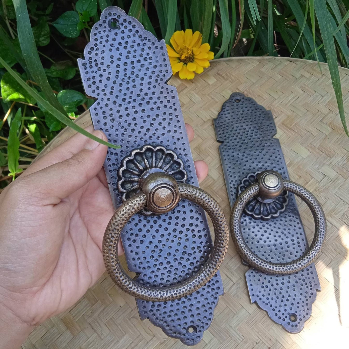 set of 2x pcs Antique Brass Ring Pulls | Ornate Door Handles v2