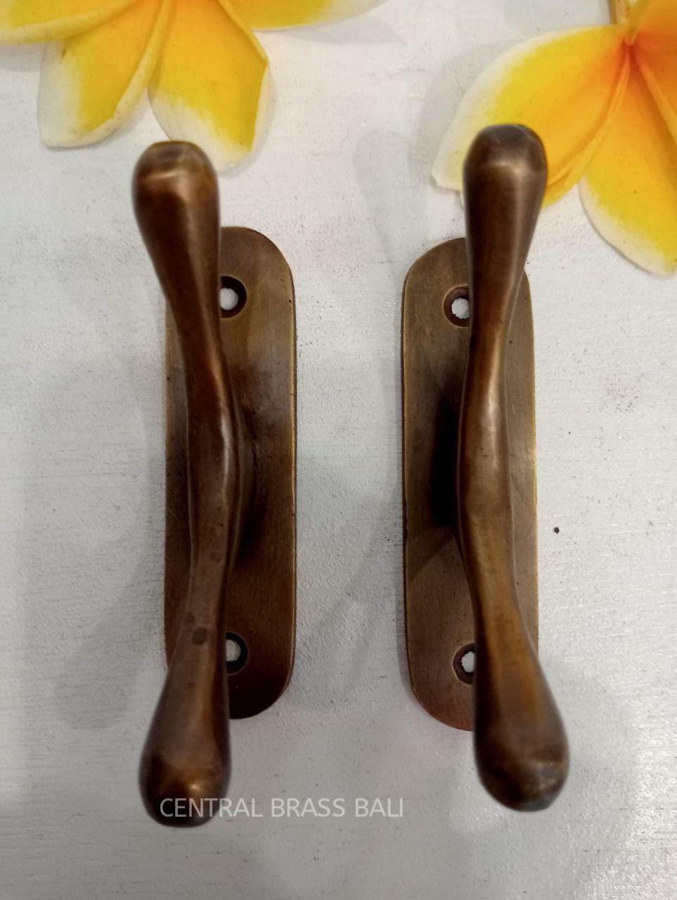 Set of 8 Solid Brass Minimalist Wall Hooks | Vintage Gold Coat Hooks | Modern Towel Hooks | Bathroom, Entryway & Kitchen Hooks