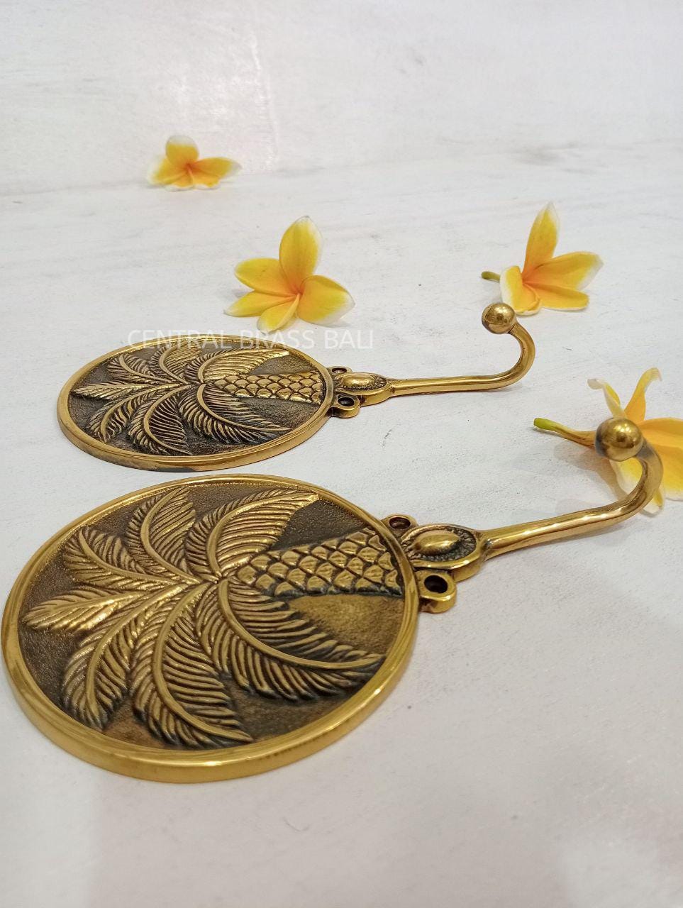 Set of 3 Solid Brass Palm Tree Wall Hooks, Tropical Coat Hooks, Beach House Decor, Bathroom Towel Hangers, Boho Wall Hooks