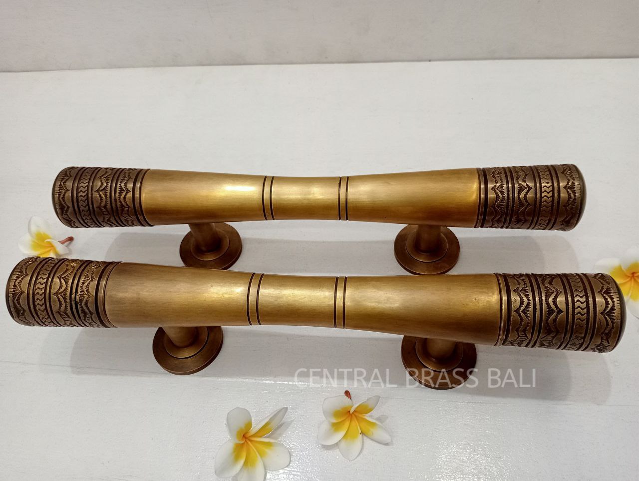 2x pcs 40 cm solid brass door handle | Brass door pull | Vintage Door Handle| Antique Handle | main entry door handle, brass door handle