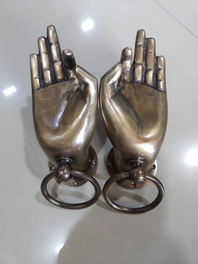 Pair of Main Entry Handle Hand With Batavia Padlock