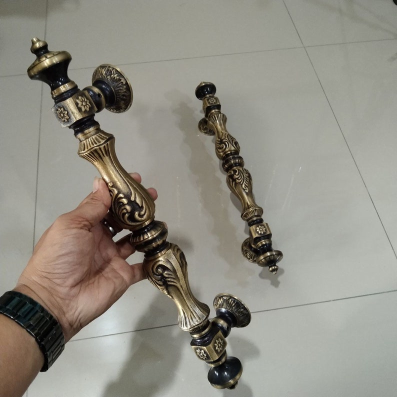 Pair of main entrance handle payung