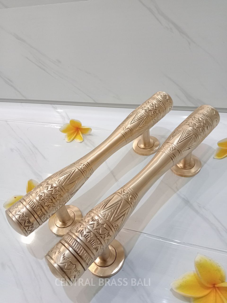 Egypt Gold polished door handles Pair (30 cm)