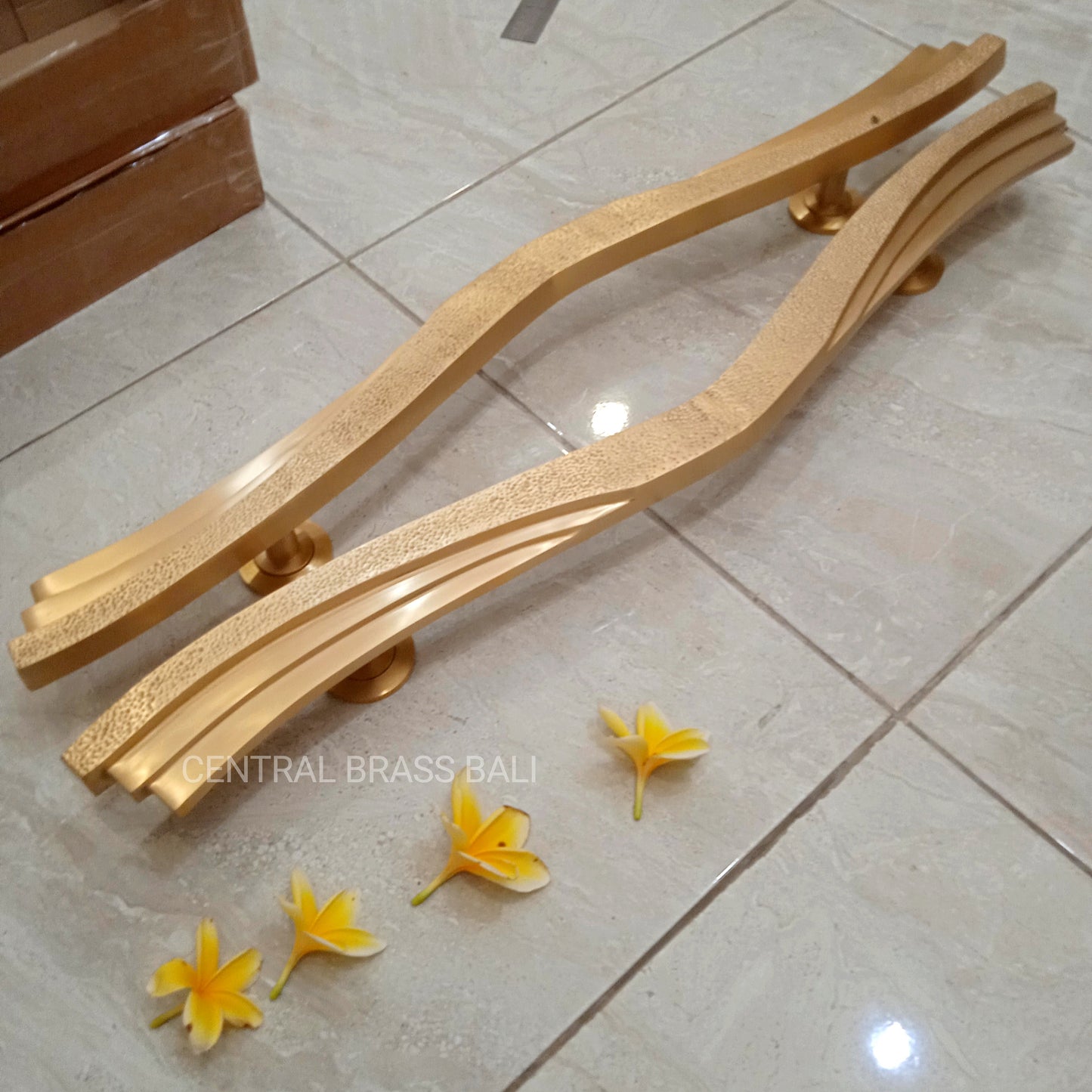 Pair Large Wavy Brass Door Handle, Unique Entry Door Pull (80cm)