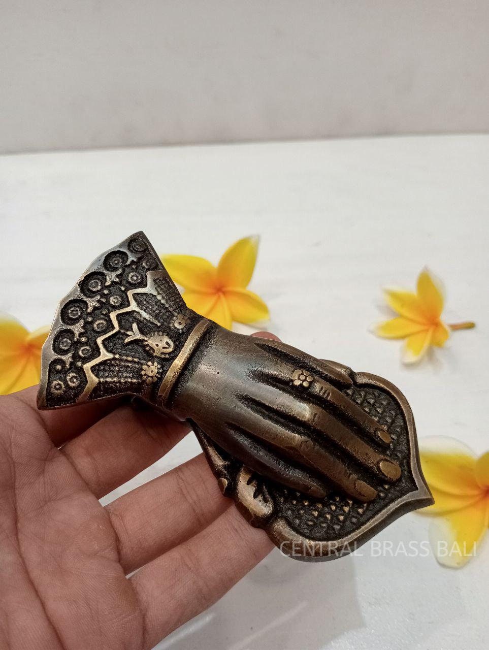 Set of 2 Brass Hand Shaped Napkin Holders, Unique Table Decor, Sculptural Napkin Holder