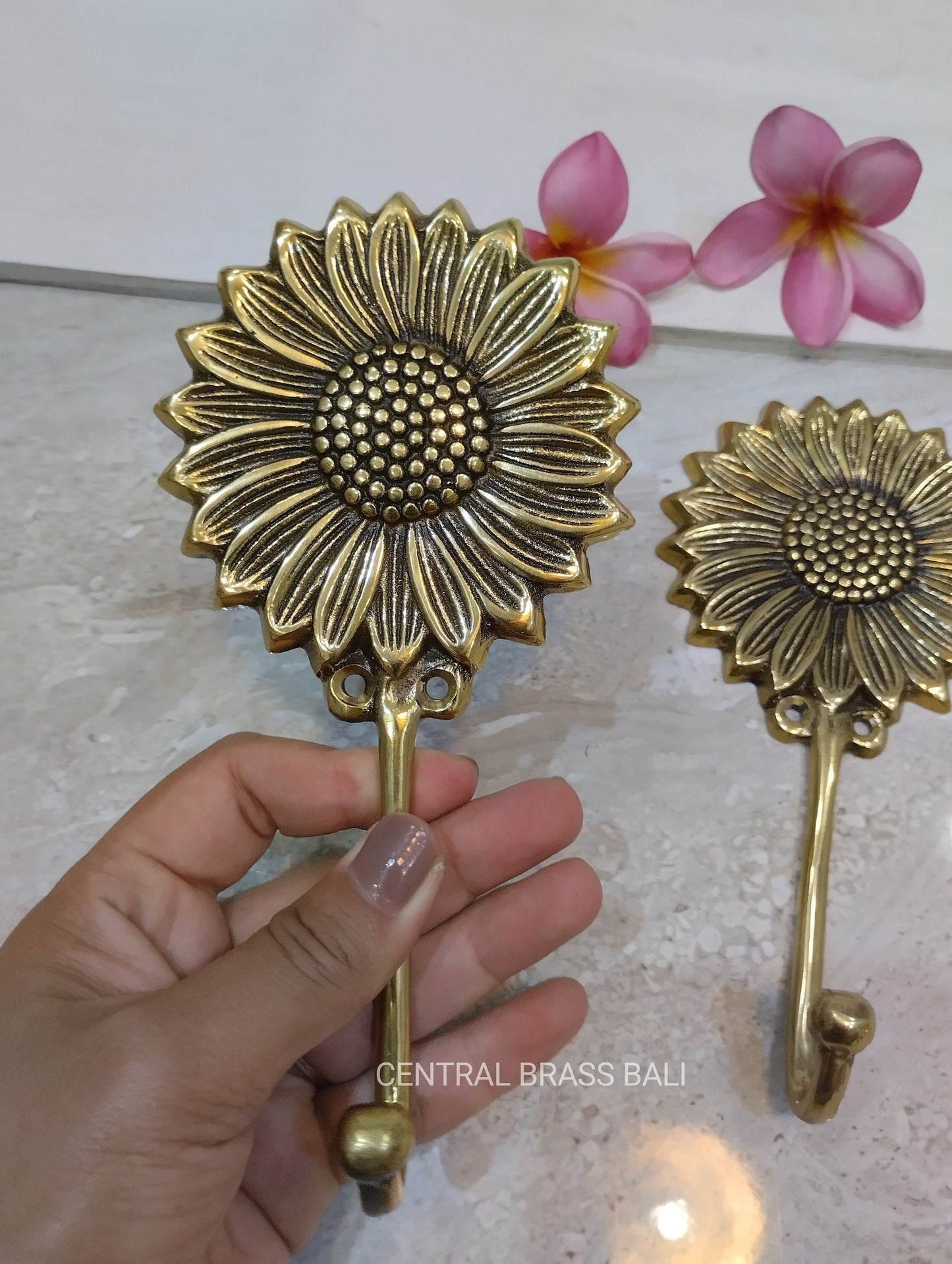 Vintage Brass Sunflower Wall Hook, Handcrafted Coat/Towel Hook, 6.49" (Set of 2)