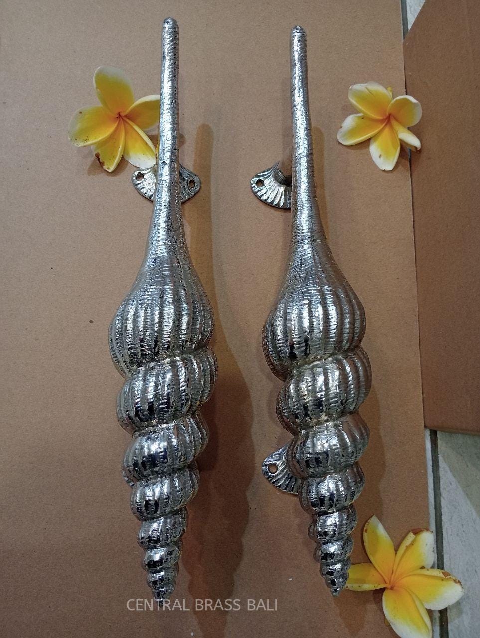 set of 2pcs Large Shell Shape Brass Door Handle, Silver Seaside Decor