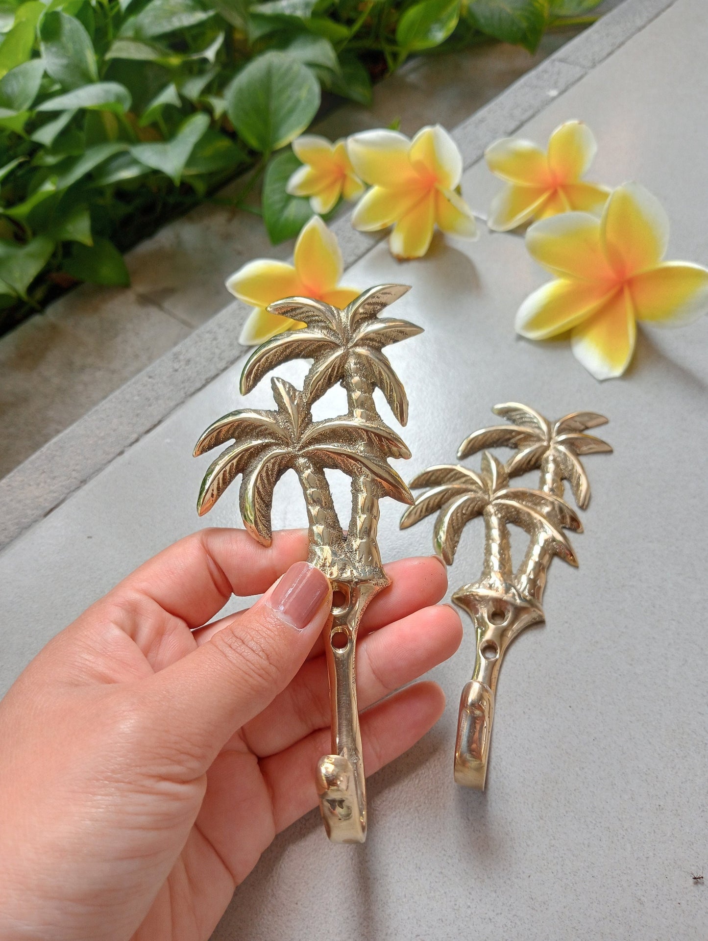 Palm Brass Wall Hook, Tropical Decor, Towel/Coat Holder (Set of 4)