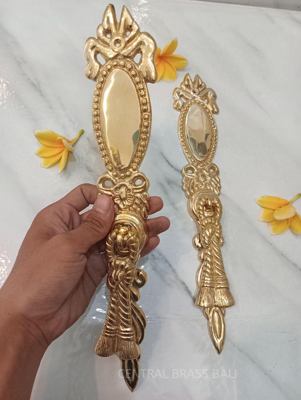set of 2x pcs Polished Brass Ring Pulls | Ornate Door Handles