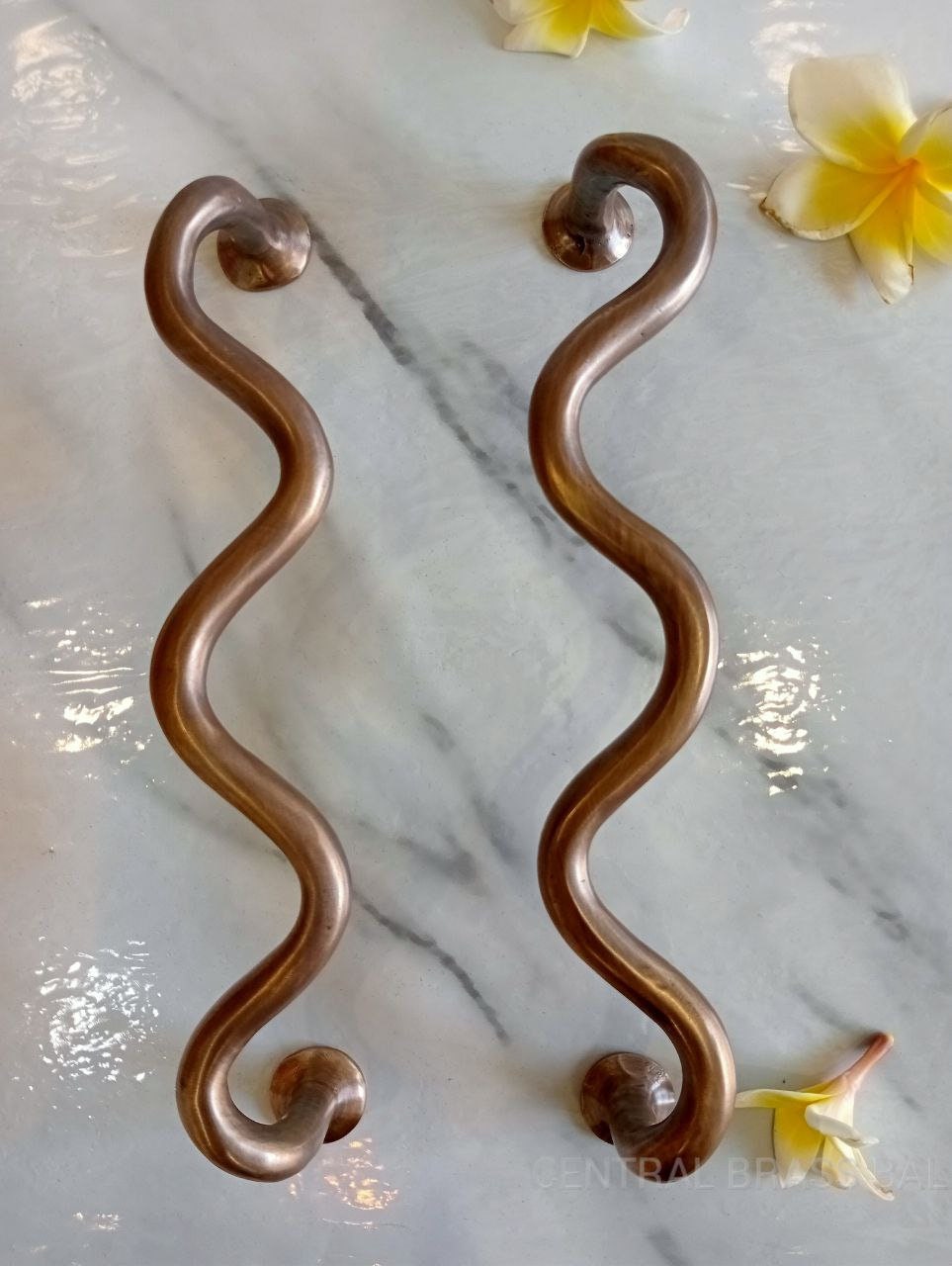 6PCS Wavy Brass Cabinet Handles, Vintage Wiggle Drawer Pulls, Solid Brass Kitchen Cabinet Hardware, Modern Curvy Handles