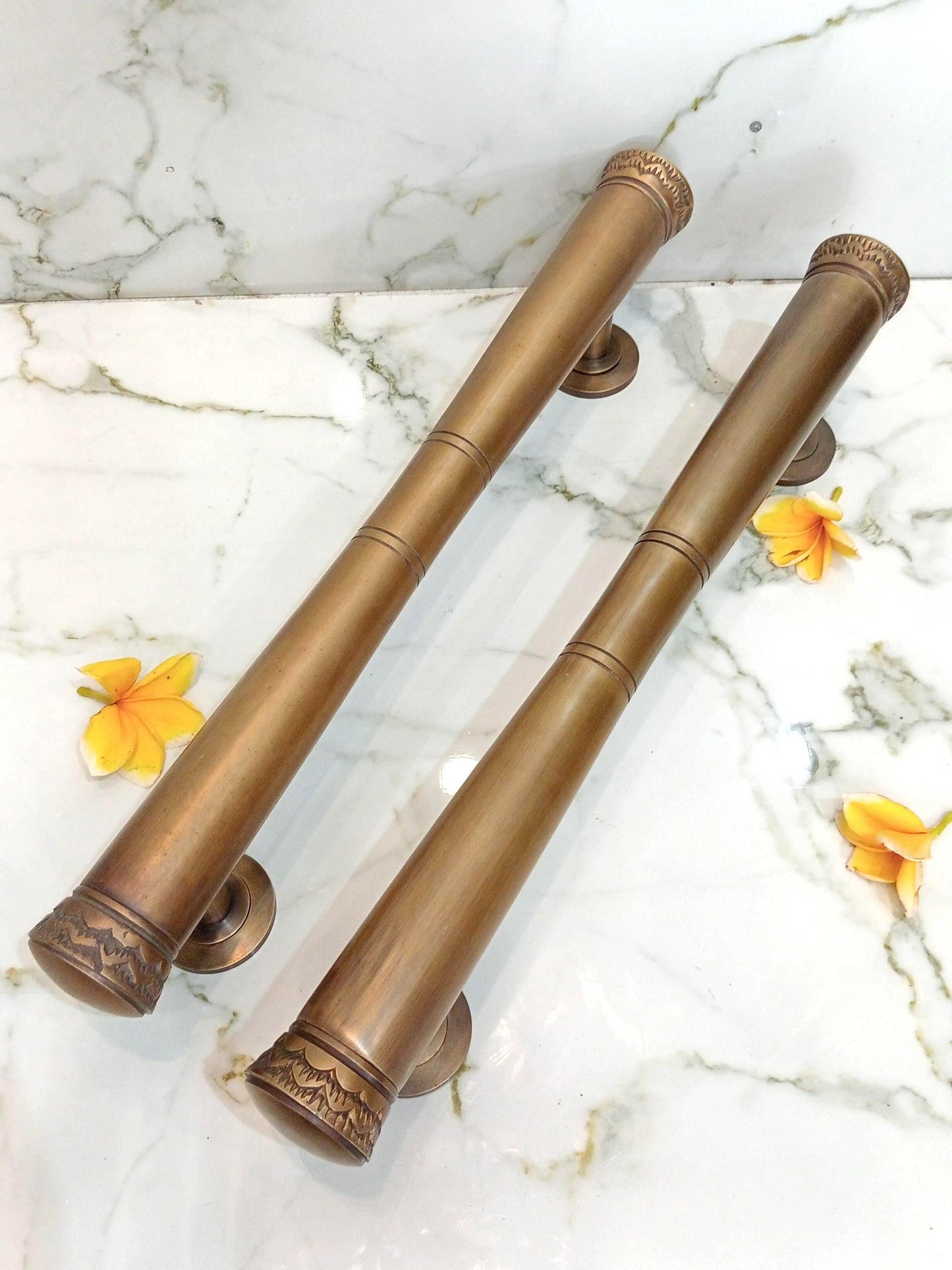 2pcs Solid Brass Door Pull Handle – Antique Finish with Engraved Ends (50cm)