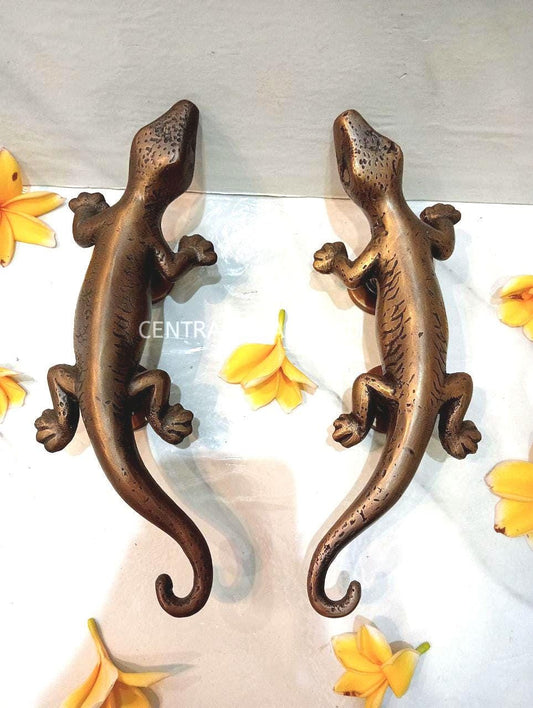 Solid Brass Gecko Door Handle Pair, Vintage Lizard Door Pulls, Tropical Entry Door Hardware, Antique Brass 10.23"