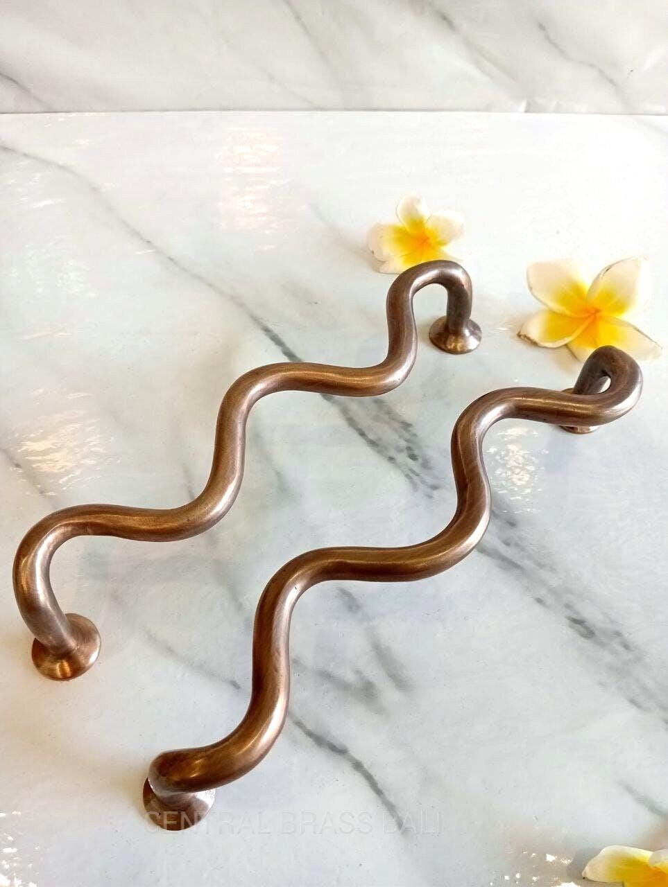 6PCS Wavy Brass Cabinet Handles, Vintage Wiggle Drawer Pulls, Solid Brass Kitchen Cabinet Hardware, Modern Curvy Handles