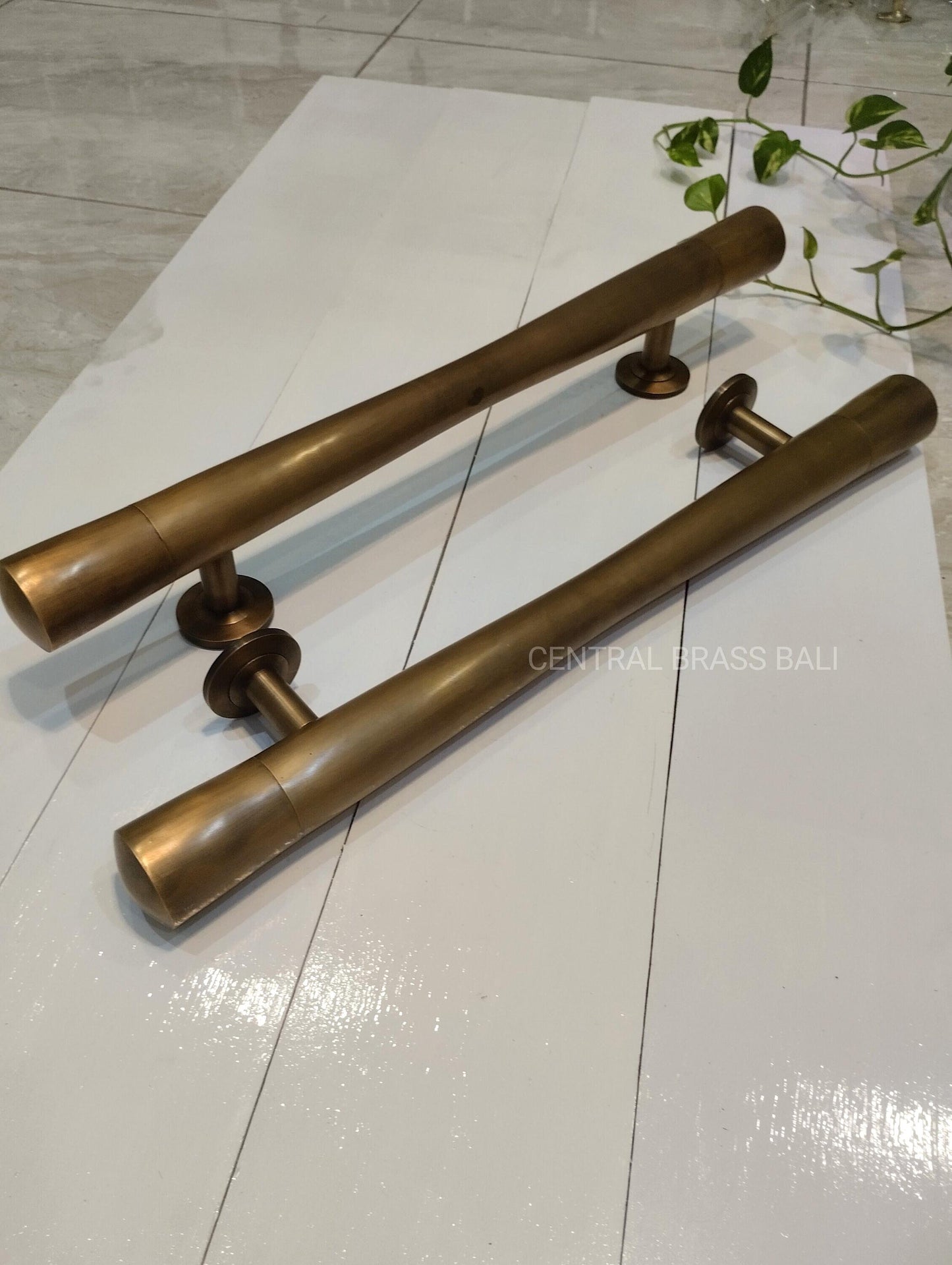 Antique Brass Long Plain Door Handle, Solid Brass Main Entry Door Pull, Large Front Entrance Handle, Minimalist Luxury Door Hardware 60cm