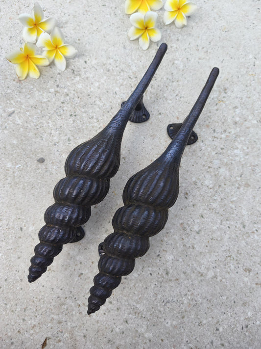 2pcs Black Shell Shape Brass Door Handles, Coastal Front Door Pull Handle Pair, Solid Brass Entry Door Hardware, Beach House Decor