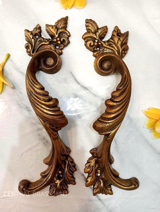 Pair of Leaf Style Brass Door Handles, Solid Brass Door Pulls, Vintage Entry Door Hardware, Main Front Door Handles