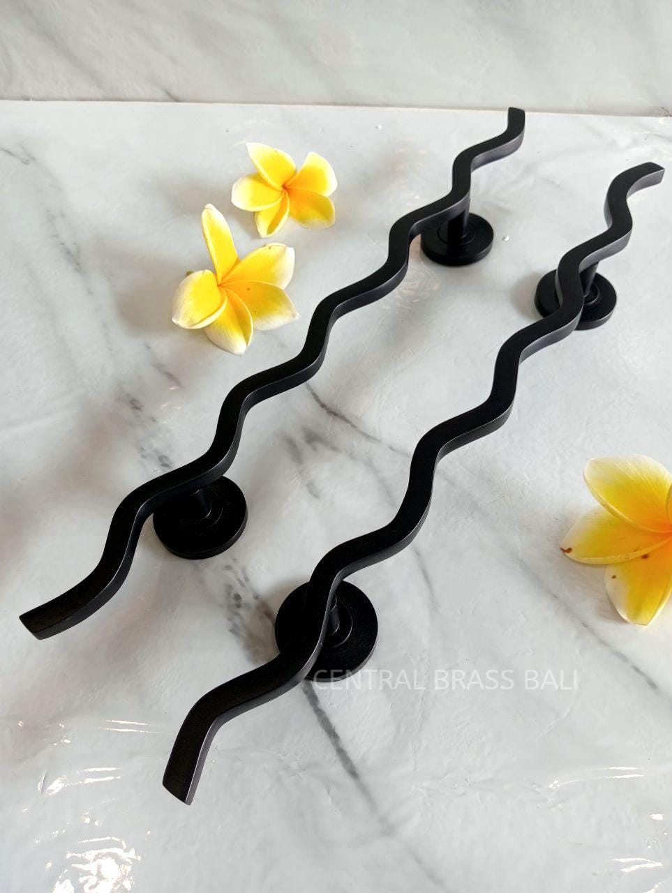 2pcs Black Powder Coated Solid Brass Wiggle Door Handle, Wavy Zig Zag Door Pull, Modern Cabinet Pull, Decorative Entry Handle