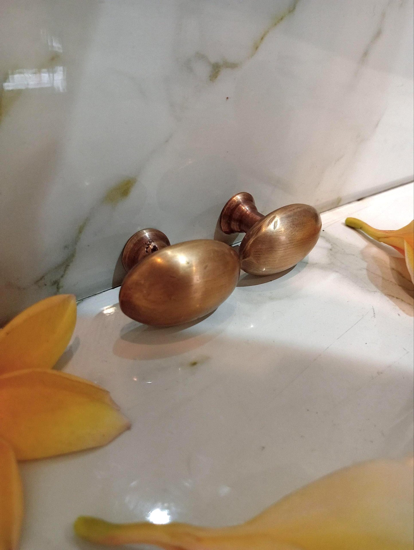 10pcs Solid Brass Oval Cabinet Knob | Antique Brass Egg Shape Drawer Knob | Vintage Dresser Pull | Kitchen Cabinet Handle