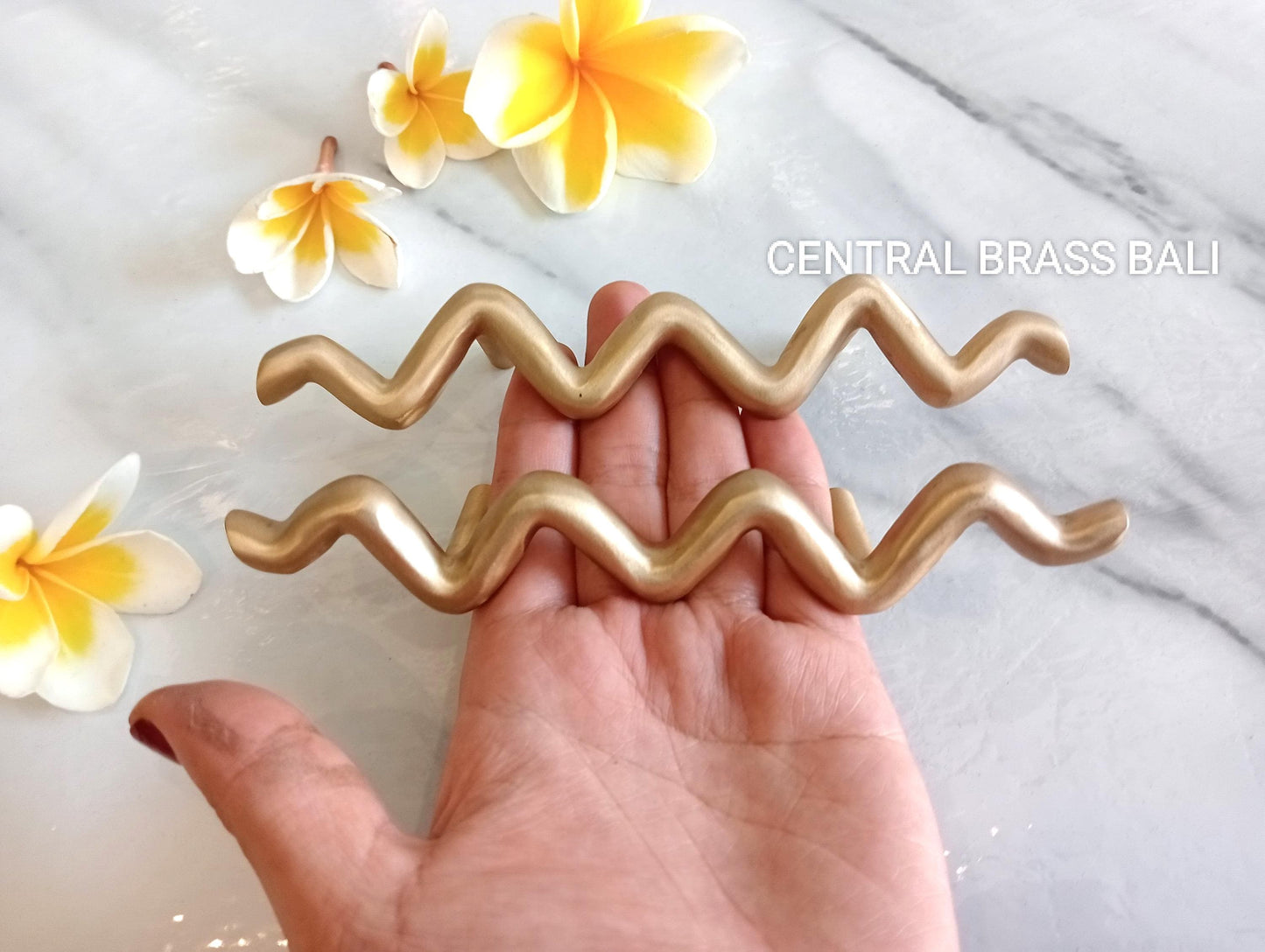 set of 4pcs Wiggle Brass Cabinet Handles, Wavy Drawer Pulls, 16cm