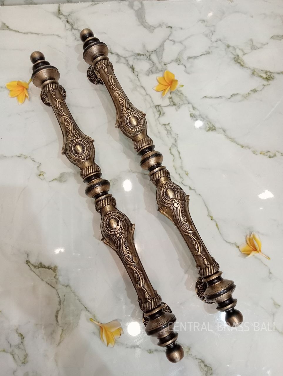 67cm Luxor handle