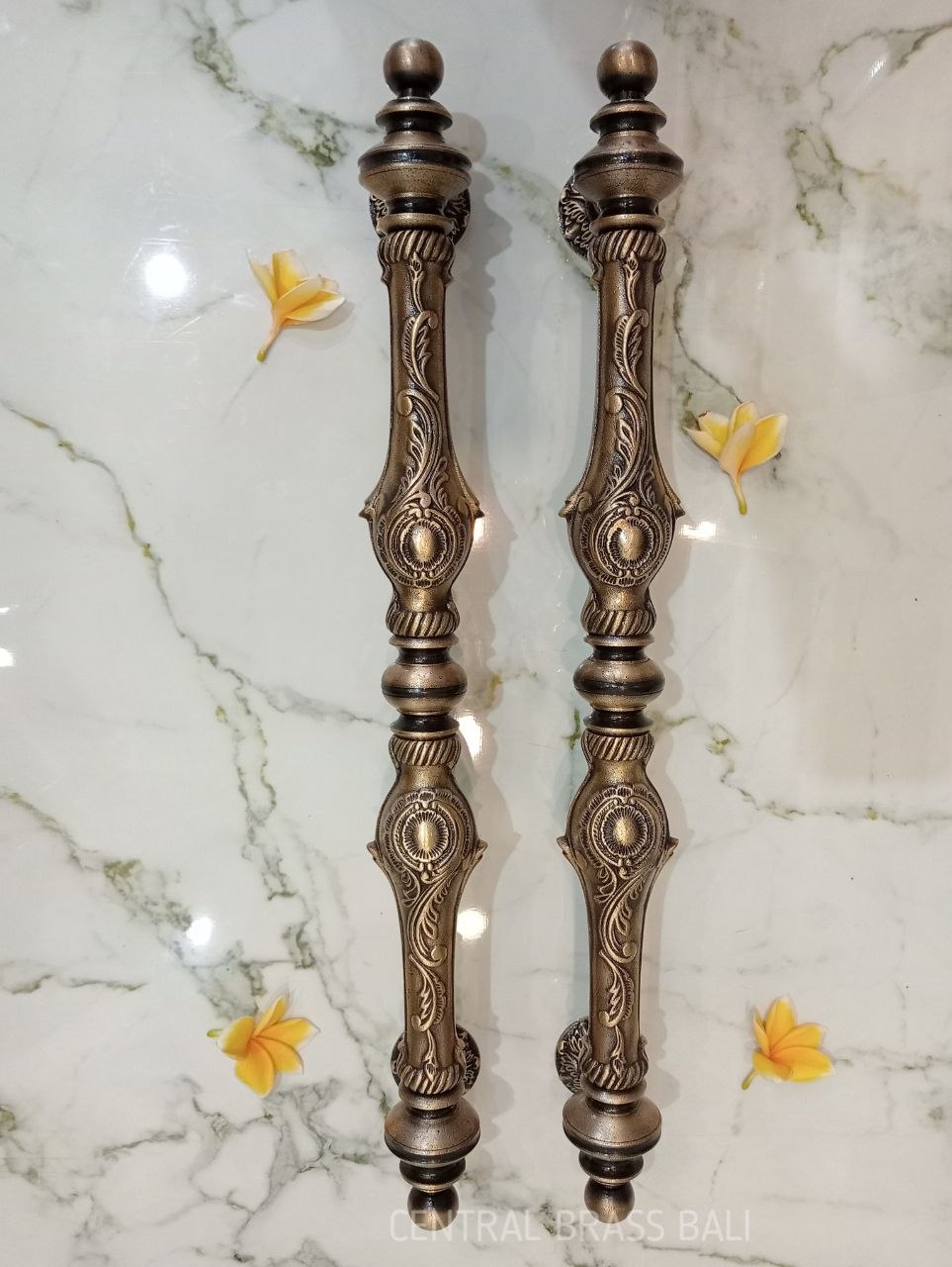 67cm Luxor handle