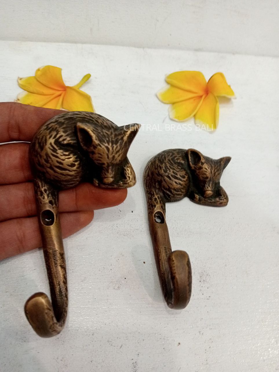 6pcs Fox Vintage brass Hooks