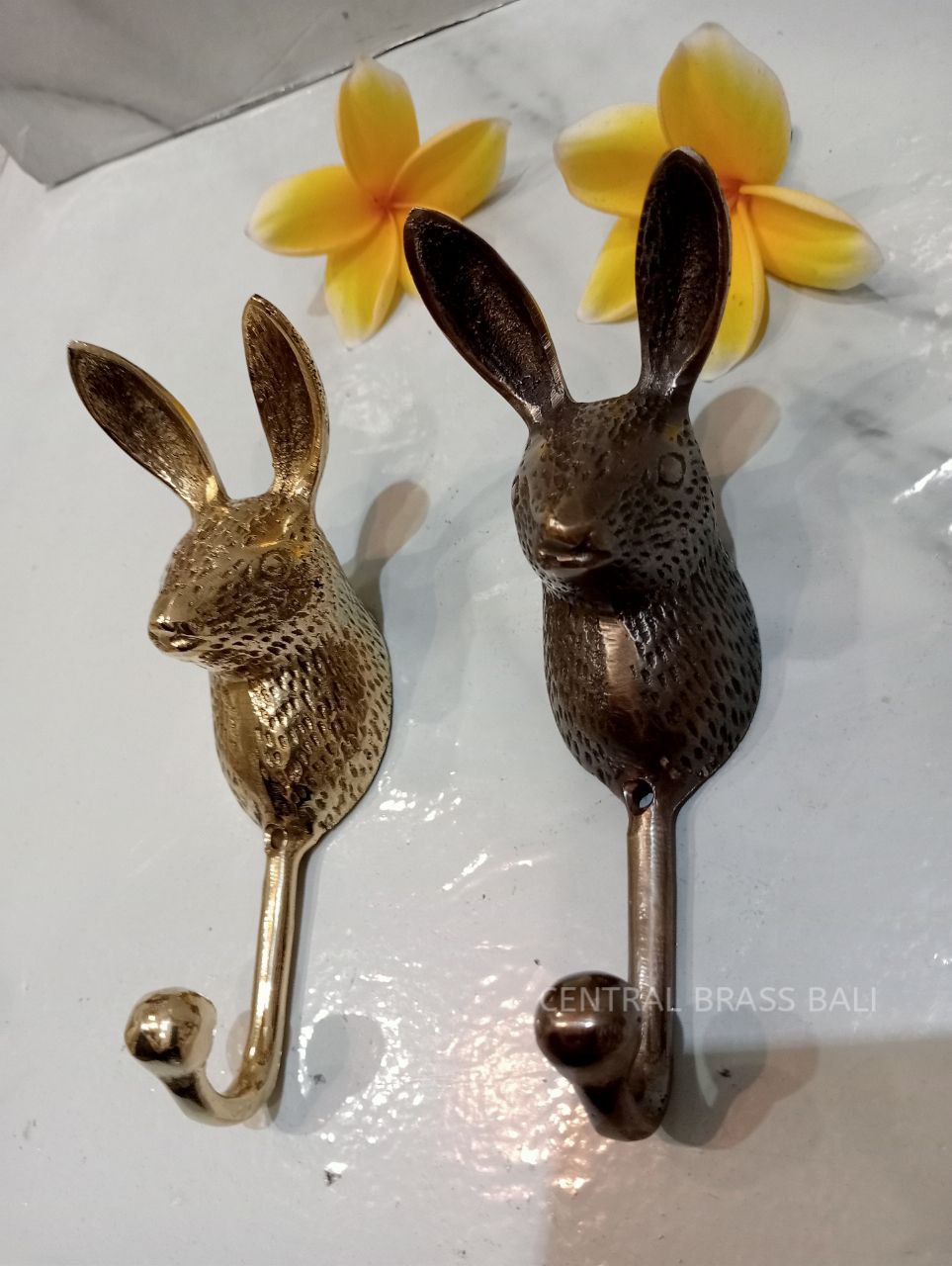 Set of 3pcs Rabbit Brass Hooks