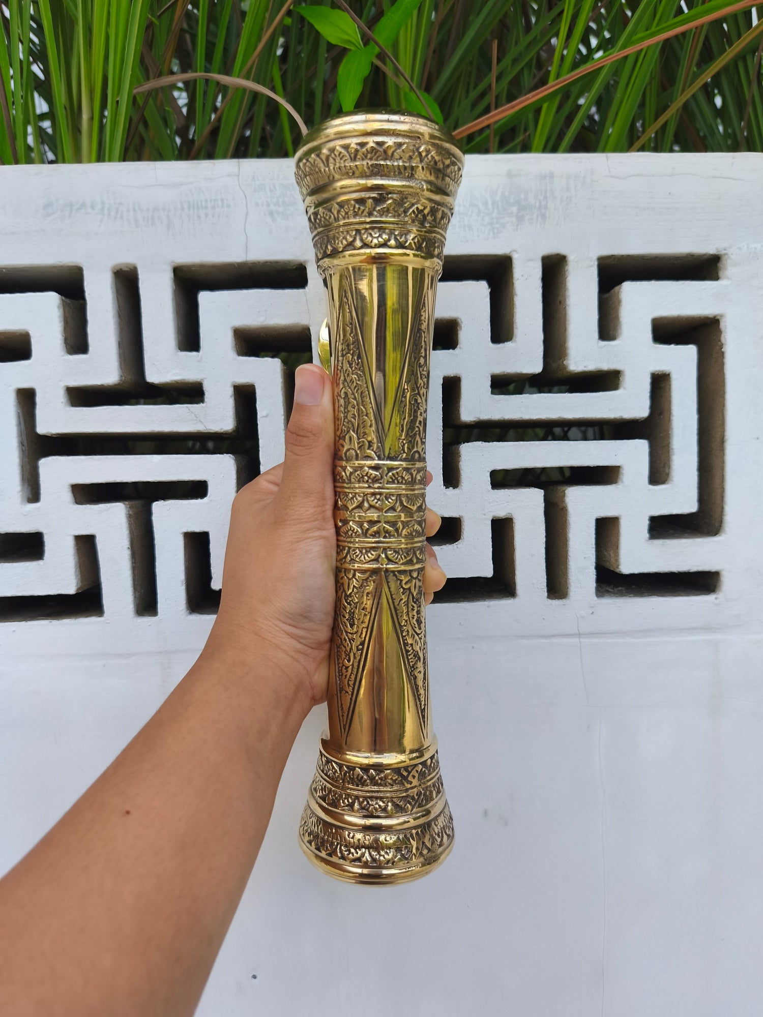 Luxury gold door handles for main door, pair of Victorian brass pull handles, ornate solid brass entry hardware for timber double doors, hotels, villas and grand residential entrances
