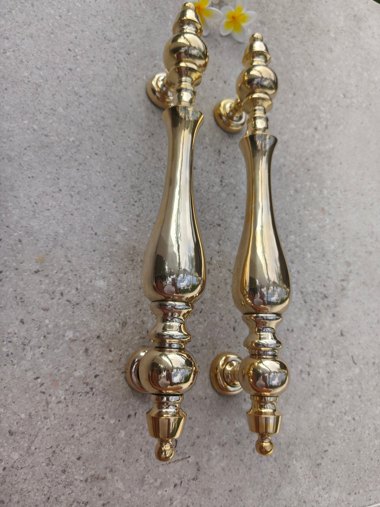 2x pc 43 cm Polished Brass Door Handles Pair, Victorian Inspired Ornate Door Pulls, Classic European Entry Door Hardware, Luxury Gold Finish