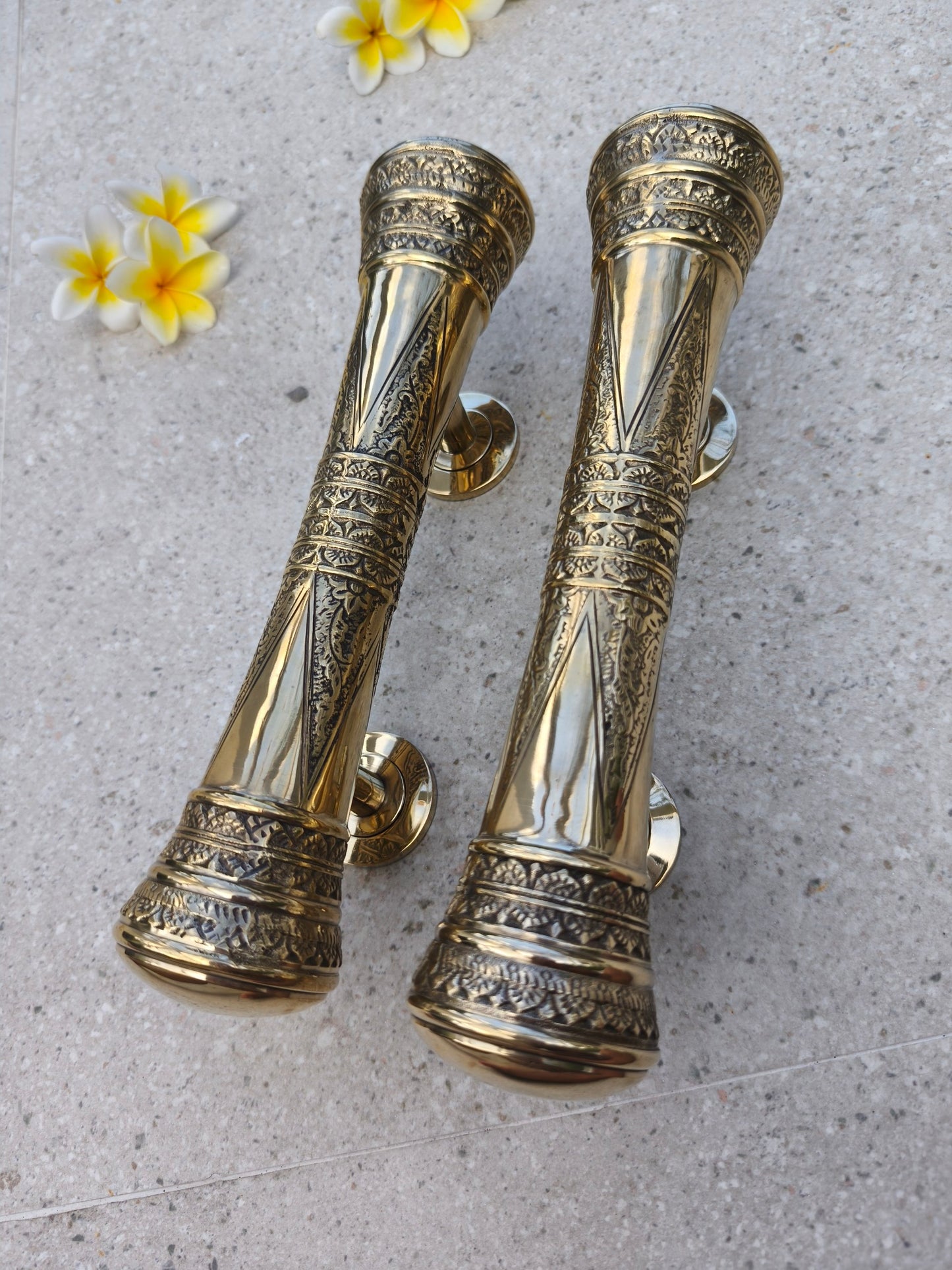 Gold polished brass double door pull handles with Victorian ornate detail, 30 cm entry door handles, luxury front door hardware ideal for new home builds and classic door makeovers