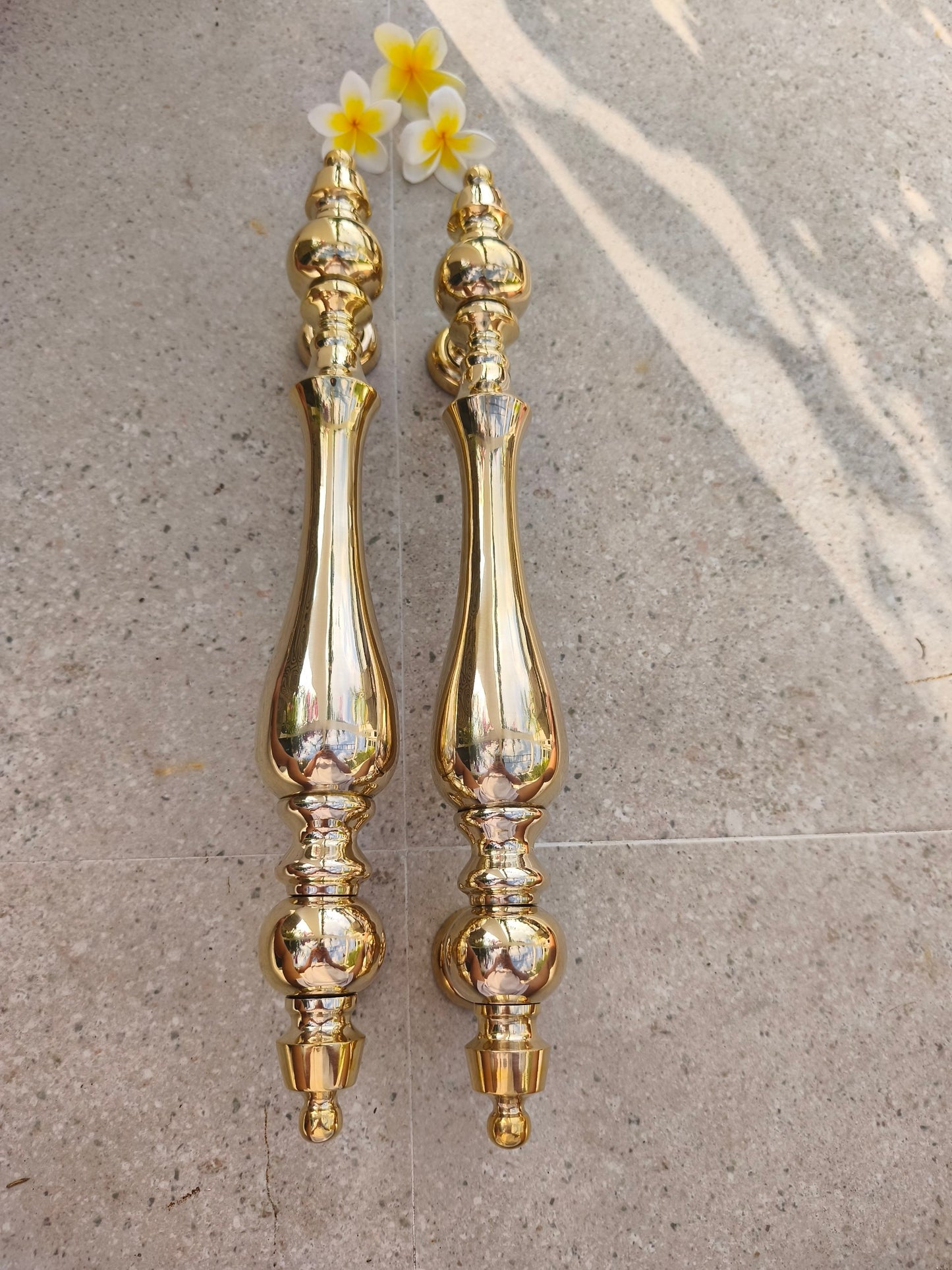 2x pc 43 cm Polished Brass Door Handles Pair, Victorian Inspired Ornate Door Pulls, Classic European Entry Door Hardware, Luxury Gold Finish