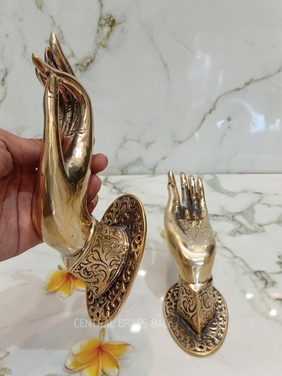 Rustic small hand